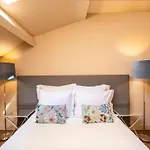 Chic Porto Studio Cozy & Central Escape